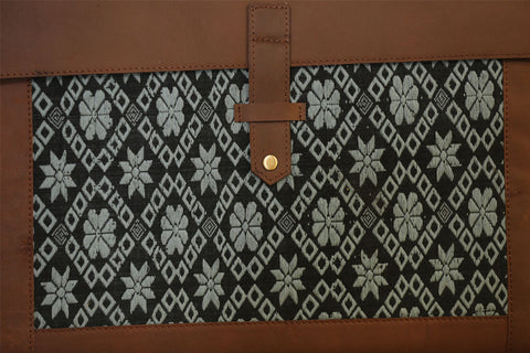 LAPTOP ( BLACK PRINTED DESIGN HANDWEAVED SLEEVES)