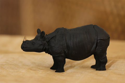BLACK MATTE WITH GOLD HORN RHINO
