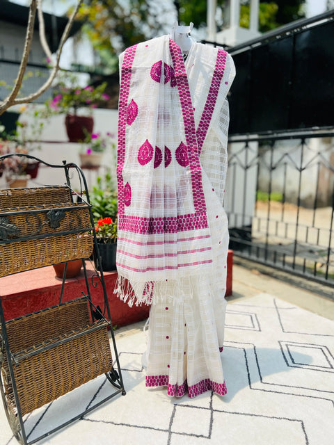 SAREE ( KESAPAT )